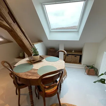La Girouette - In The Heart Of A Apartment